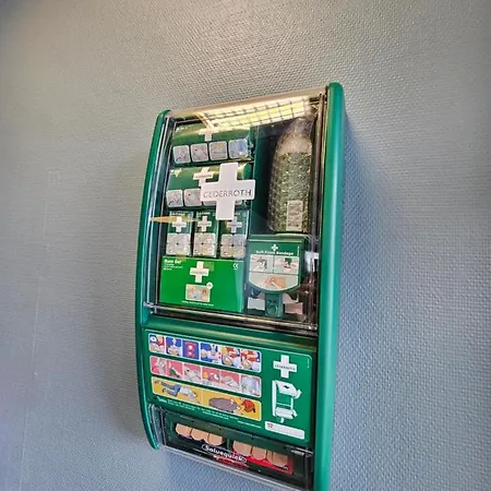 Vandrerhjem 8627 *